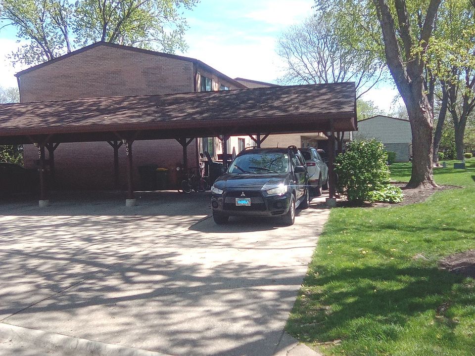 545 Apache Trl Wheeling IL Zillow