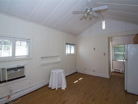 2nd image of 164 Fox Ln