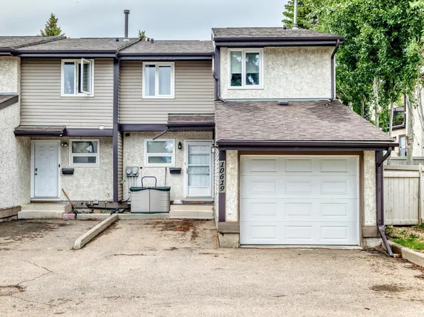 10619 Beaumaris Rd NW, Edmonton, AB T5X 5J5