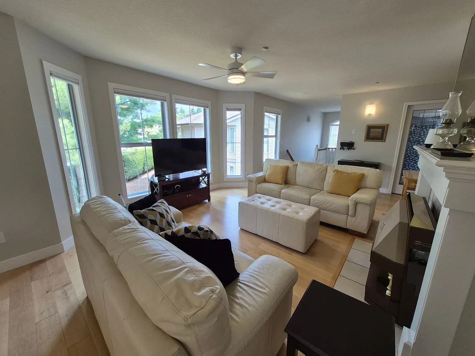 3 bed, 1475 sqft, $3,800 — Photo 2