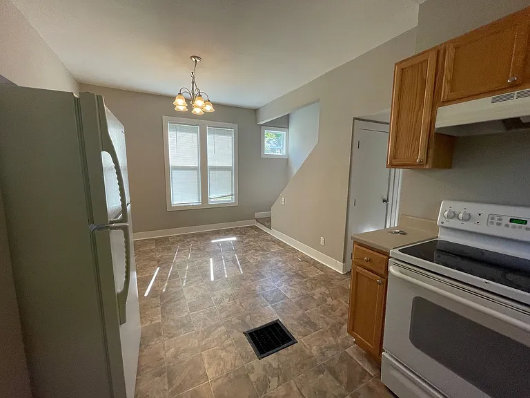 1106 Titus Ave — Photo 11