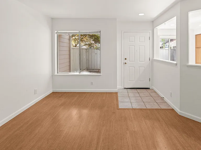 6125 Lambeck Ln — Photo 22