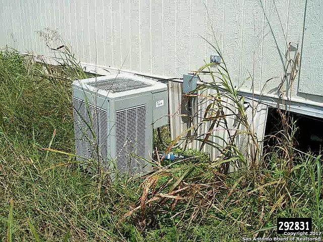 2nd image of 1094 E County Road 5718