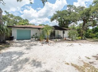 4986 Woodland Dr, Saint Petersburg, FL 33708