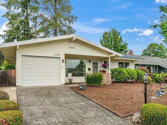 5th image of 15935 SW Royalty Pkwy