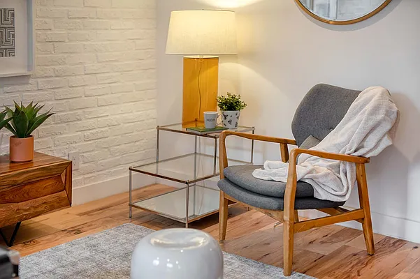 Sold by The InHouse Group | media 17