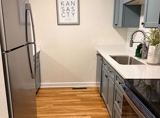 1824 E 97th St, Kansas City, MO 64131