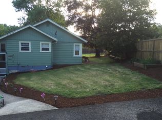 33830 Row River Rd, Cottage Grove, OR 97424