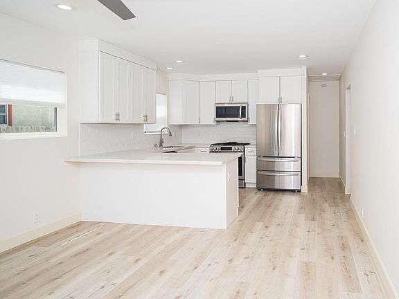 2nd image of 4578 Felton St #6