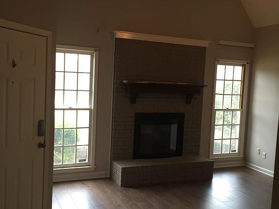 3rd image of 1193 Scarlet Tanager Ln