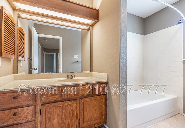 6026 Bloomwood St — Photo 33