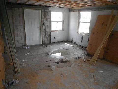 5th image of 685 NW 21st St