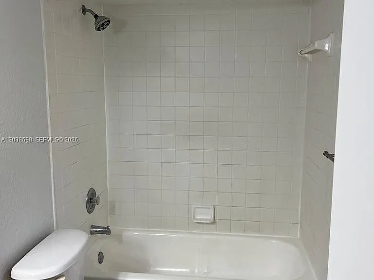 1561 Balfour Point Dr #B — Photo 20