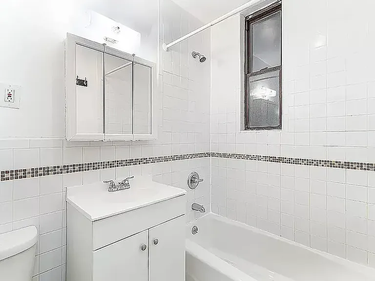133 Avenue C #3B — Photo 6