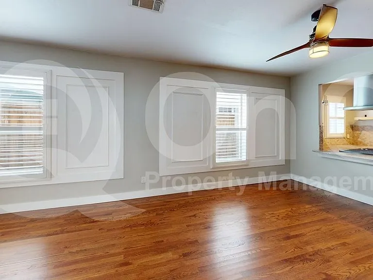 642 N Tyler St — Photo 4