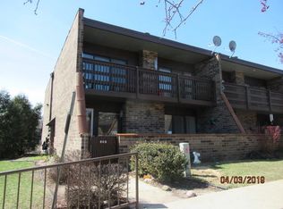 905 Kenneth Cir, Elgin, IL 60120