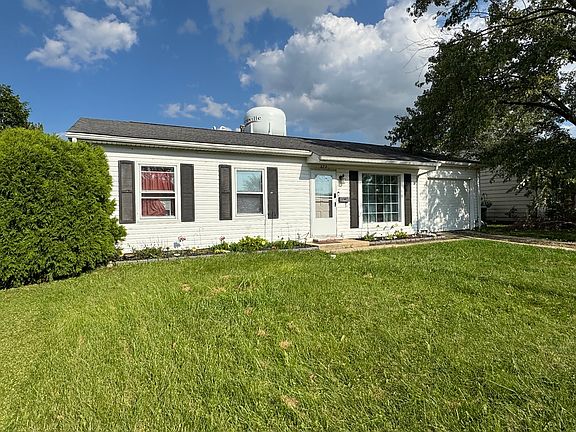 3rd image of 629 Belmont Dr