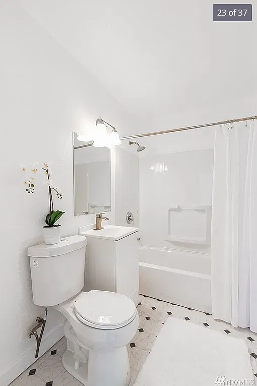 2 bed, 750 sqft, $1,875 — Photo 4