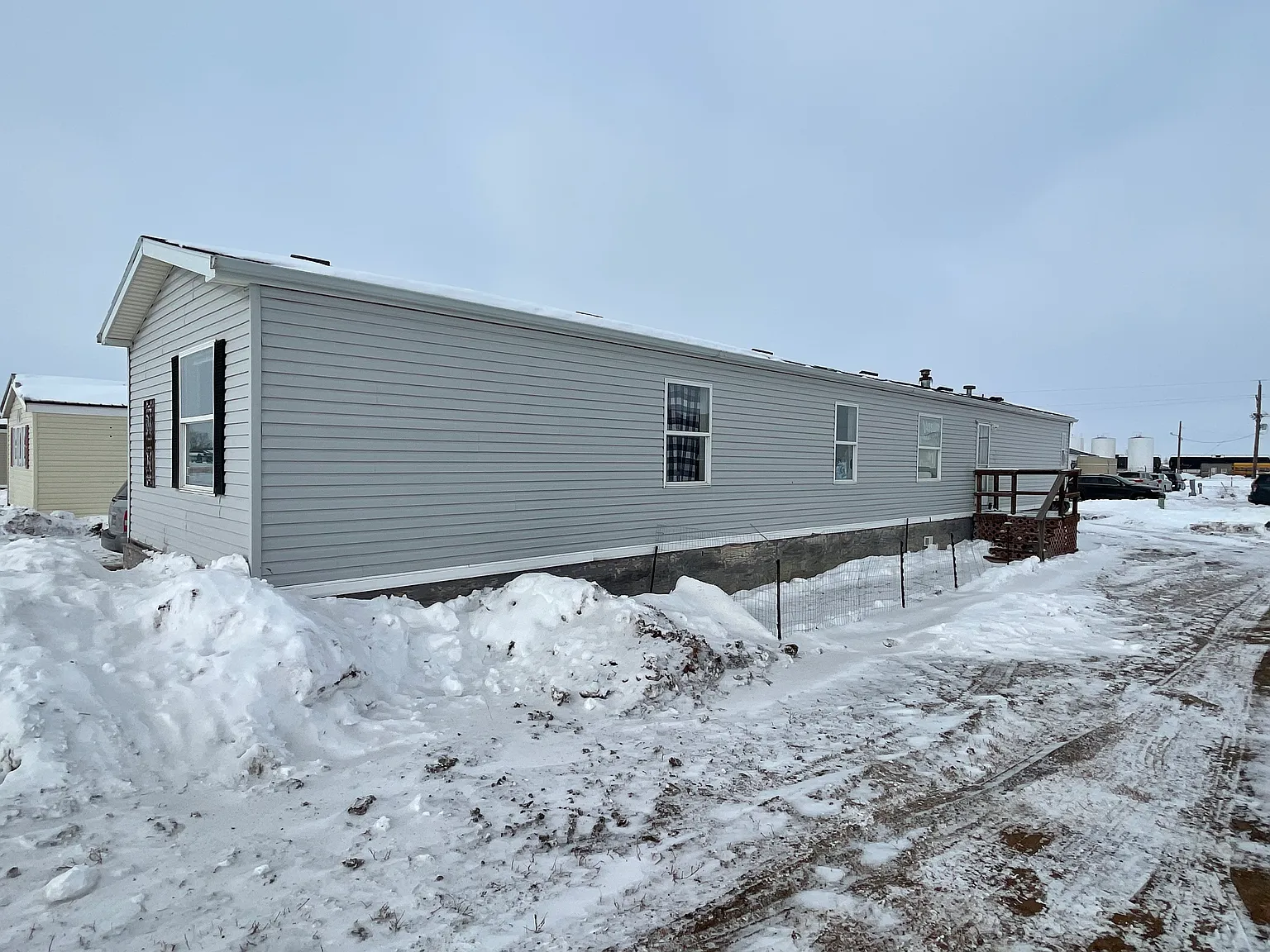 60 2nd St SW — Photo 3