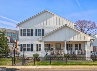 2412 Custis Rd, Arlington, VA 22201