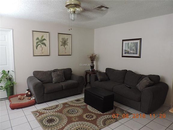 3rd image of 4565 Pioneer Ave