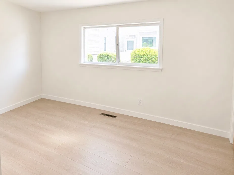 2 bed, 864 sqft, $2,950 — Photo 2