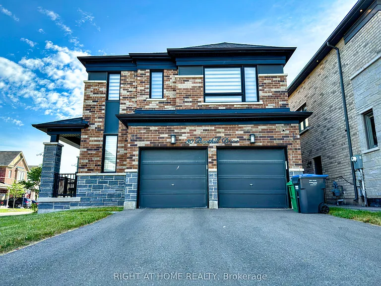 30 Boothill Dr — Photo 1