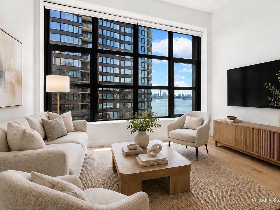 1st image of 29 Huron St #10DW
