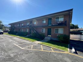 Newport Apts