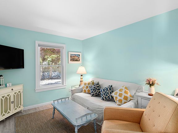 5th image of 37 Halsey Rd