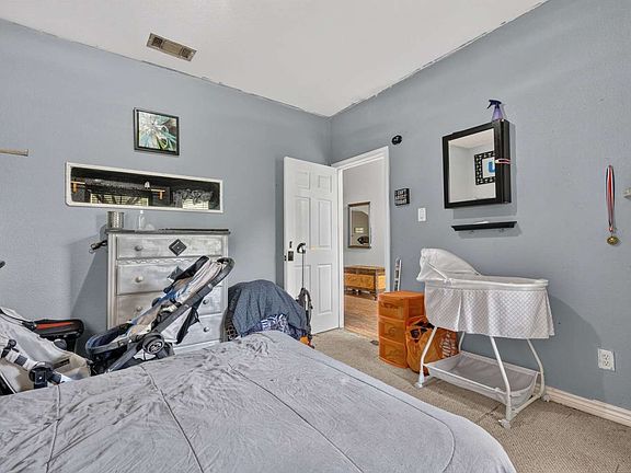 5th image of 1411 Chateau Ln