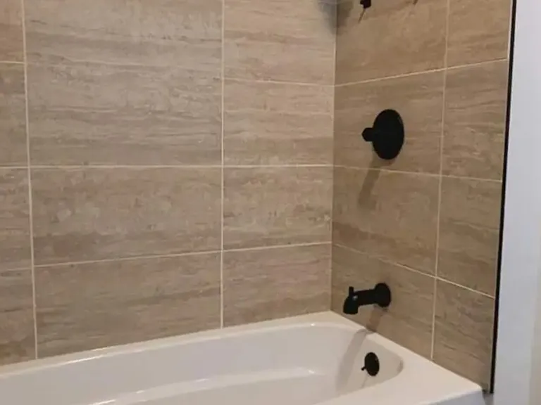 6352 S Ingleside Ave #3 — Photo 4