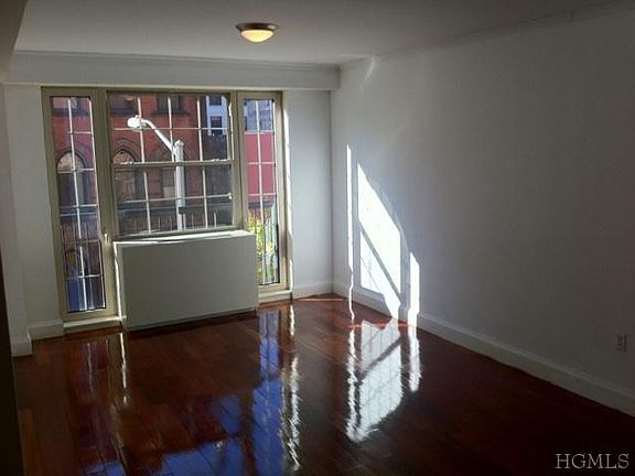5th image of 163 Saint Nicholas Ave APT 3H