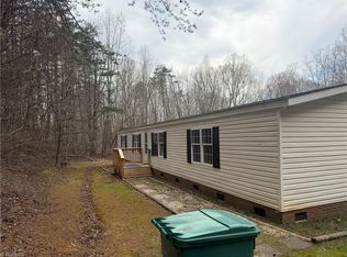 670 Foxwood Rd, Madison, NC 27025