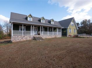 57 Lacy Ln, Chickamauga, GA 30707