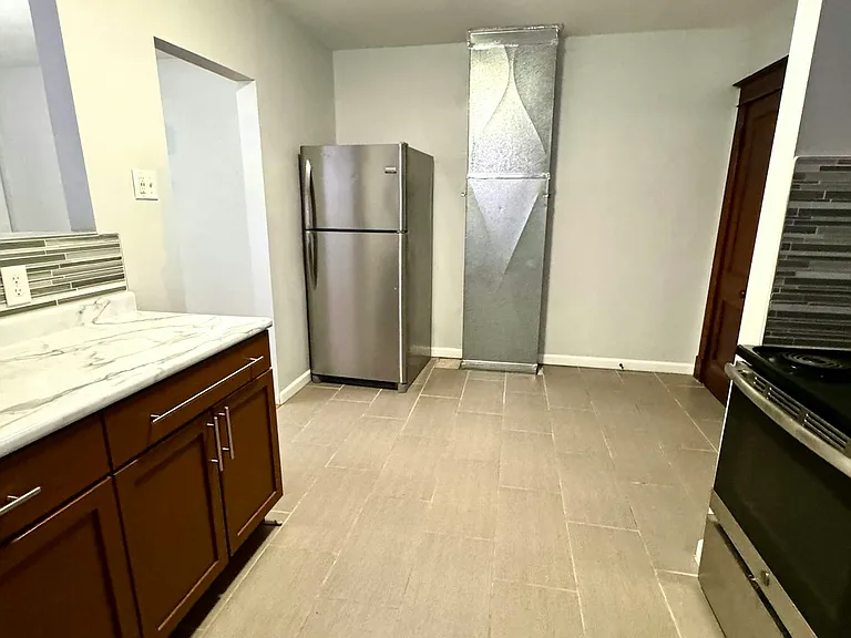 5122 Goethe Ave #5122 — Photo 16
