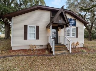 219 W McClendon St, Lady Lake, FL 32159