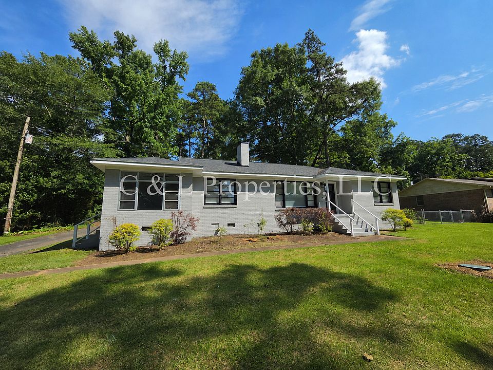 1st image of 403 Noccalula Dr