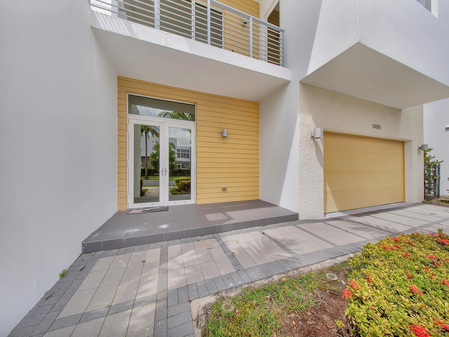 4 bed, 4.0 bath, 3624 sqft, $7,800 — Photo 4