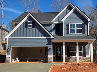 108 Jeffrey Ln, Dallas, GA 30157