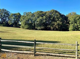 1660 B Whitfield Rd, Jefferson, GA 30549