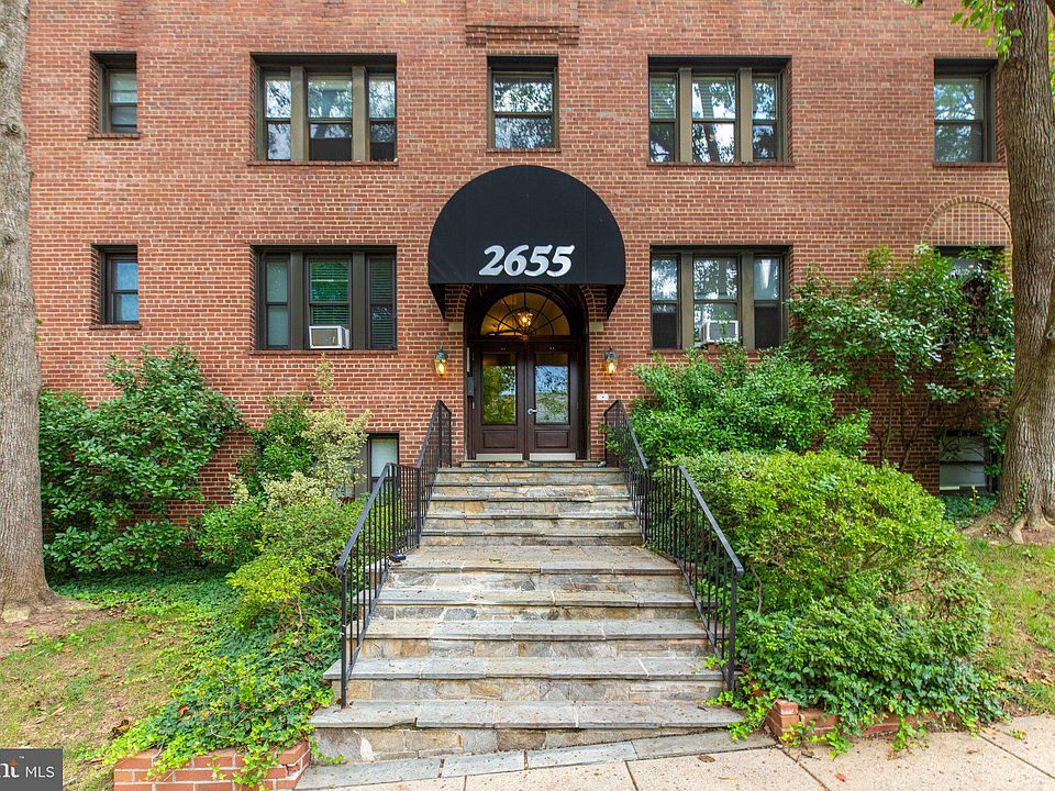 1st image of 2655 41st St NW APT 105
