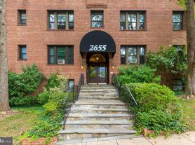 2655 41st St NW, Washington, DC