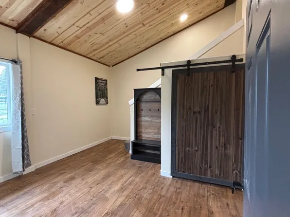 7825 N Palmer Rd, Spokane, WA 99217