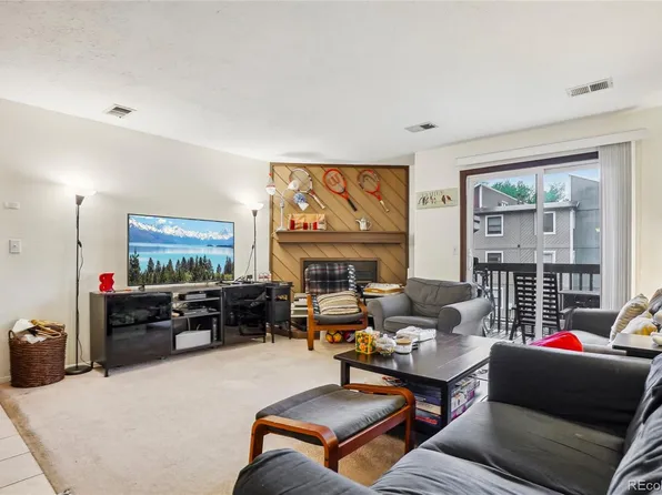 2900 Shadow Creek Drive #201, Boulder, CO 80303