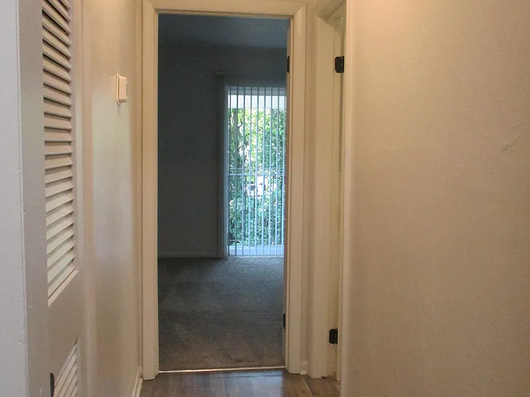 905 Barberton Ct #207 — Photo 6