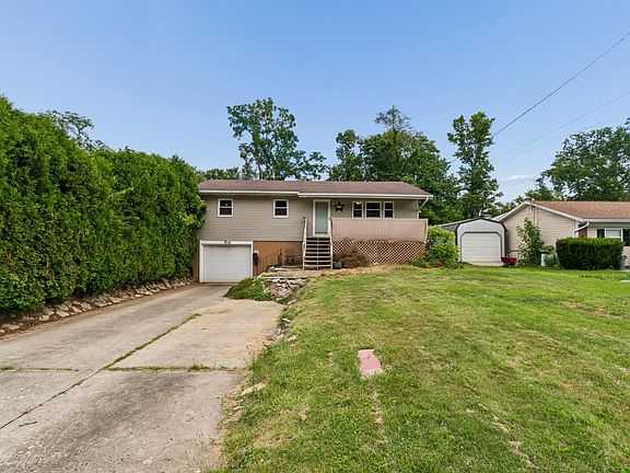 3rd image of 437 Brenda Dr