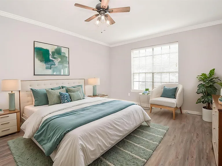 2255 Braeswood Park Dr #195 — Photo 15