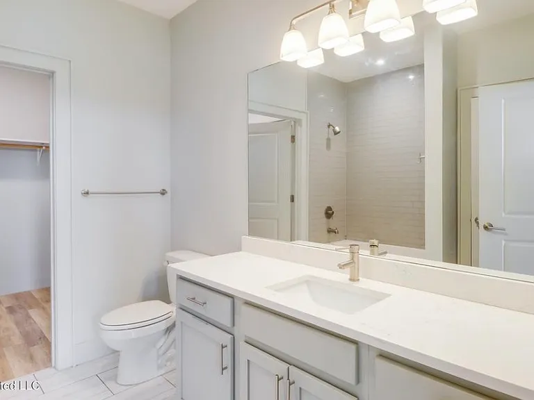 2501 Bienville Blvd #334 — Photo 6