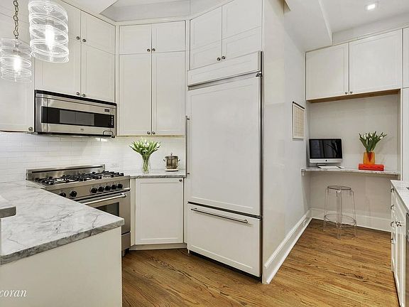 3rd image of 1349 Lexington Ave APT 4E